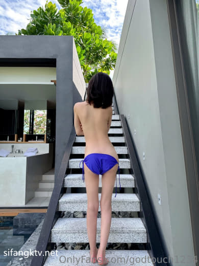 粉色